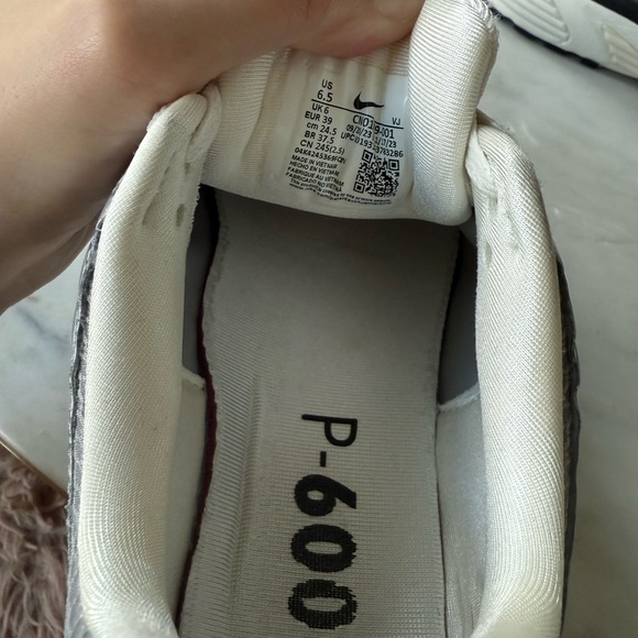Nike P-6000 Metallic Silver - Picture 5 of 9